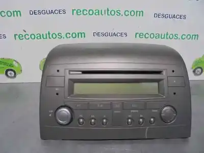 Pezzo di ricambio per auto di seconda mano IMPIANTO AUDIO / RADIO CD per LANCIA YPSILON (101)  Riferimenti OEM IAM 735345243  