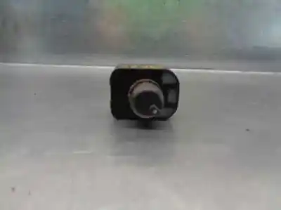 Piesă de schimb auto la mâna a doua BUTON REGLAJ OGLINZI pentru AUDI A6 BERLINA (4F2)  Referințe OEM IAM 8E0959565  