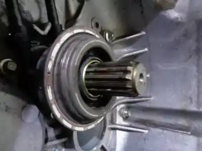 Pezzo di ricambio per auto di seconda mano riduttore per mg serie 75 (j/rj) 2.0 16v cdti riferimenti oem iam 47r37 getrag 03382172839