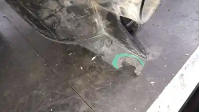 Автозапчастина б/у опора повітряного фільтра для renault twingo (co6) 1.2 alize посилання на oem iam 7700105247  44311085919