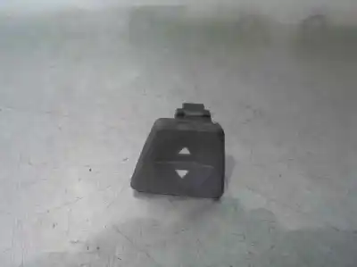 Pezzo di ricambio per auto di seconda mano INTERRUTTORE ALZACRISTALLI ANTERIORE SINISTRO per FIAT PANDA (169)  Riferimenti OEM IAM 735360837  