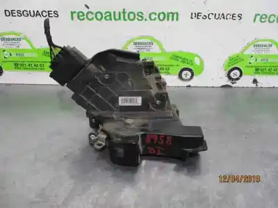 Peça sobressalente para automóvel em segunda mão fechadura da porta dianteira esquerda por ford focus berlina (cap) 1.6 16v cat referências oem iam 3m5ah21813er