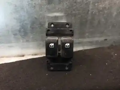 Peça sobressalente para automóvel em segunda mão botão / interruptor elevador vidro dianteiro esquerdo por hyundai i10 1.1 12v cat referências oem iam 935700x0004x