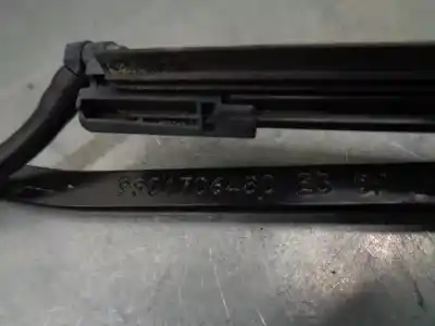 Second-hand car spare part front right windshield wiper arm for citroen c4 cactus 1.6 bluehdi 100 oem iam references 9801705780  