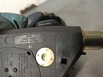 Pezzo di ricambio per auto di seconda mano cintura di sicurezza anteriore sinistra per smart coupe 0.8 cdi cat riferimenti oem iam 33003480  