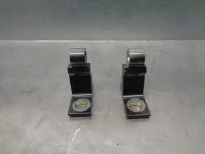 Second-hand car spare part hinge for seat arona fr oem iam references 8x0831403e  