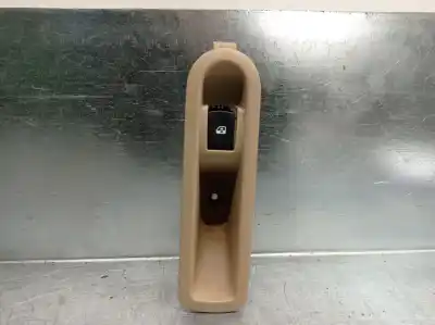 Peça sobressalente para automóvel em segunda mão botão / interruptor elevador vidro traseiro esquerdo por renault modus 1.5 dci diesel referências oem iam 8200315536