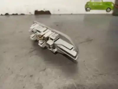 Автозапчасти б/у внутренний свет за dacia lodgy 1.6 cat (bivalent. gasolina / gpl) ссылки oem iam 8200074362  