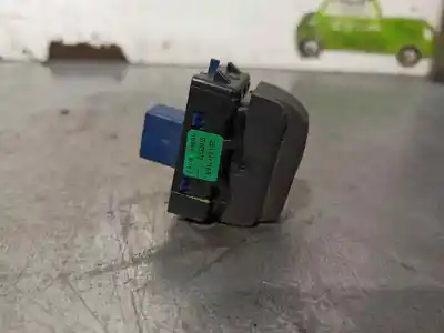 Автозапчасти б/у выключатель за dacia lodgy 1.6 cat (bivalent. gasolina / gpl) ссылки oem iam 251b4175r  