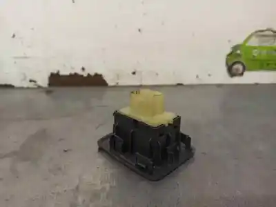 Second-hand car spare part rear left power window switch for dacia lodgy 1.6 cat (bivalent. gasolina / gpl) oem iam references 255217475r  