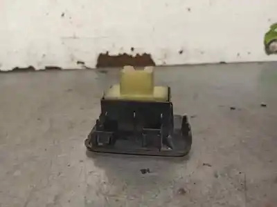 Second-hand car spare part right front power window switch for dacia lodgy 1.6 cat (bivalent. gasolina / gpl) oem iam references 255217475r  