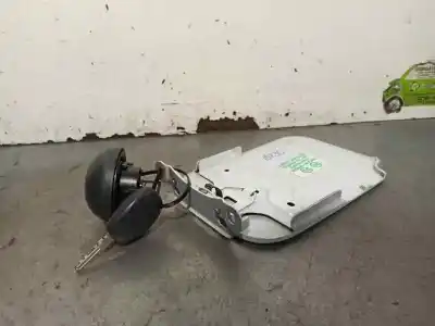 Автозапчастина б/у зовнішній пливний колпак для dacia lodgy 1.6 cat (bivalent. gasolina / gpl) посилання на oem iam 788331160r  