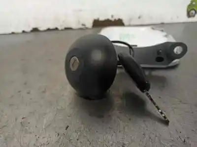 Автозапчастина б/у зовнішній пливний колпак для dacia lodgy 1.6 cat (bivalent. gasolina / gpl) посилання на oem iam 788331160r  