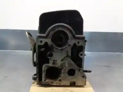Pièce détachée automobile d'occasion culasse du moteur pour citroen saxo 1.5 diesel références oem iam 9617177010 9617279180 9617315380