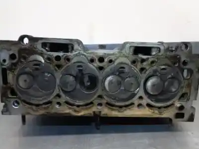 Pièce détachée automobile d'occasion culasse du moteur pour citroen saxo 1.5 diesel références oem iam 9617177010 9617279180 9617315380