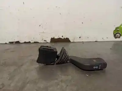 Pezzo di ricambio per auto di seconda mano CONTROLLO DELLA LUCE per OPEL MERIVA A MONOSPACE (X03)  Riferimenti OEM IAM 09185413  