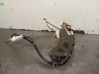 Second-hand car spare part front right door lock for opel agila básico oem iam references   