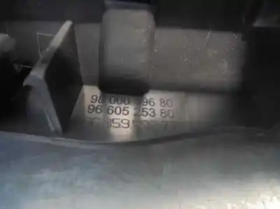 Автозапчасти б/у внутри передней правой ручки за citroen c4 lim. 1.6 hdi fap ссылки oem iam 9800099680  9660525380