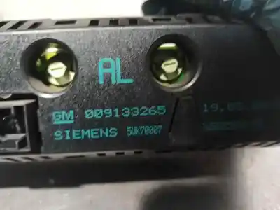 Second-hand car spare part multifunction display for opel agila básico oem iam references 009133265  5wk70007