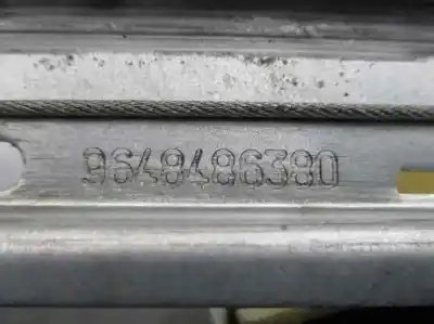 Peça sobressalente para automóvel em segunda mão elevador de vidros dianteiro direito por citroen c5 berlina 2.0 hdi cat (rhr / dw10bted4) referências oem iam 9648486380  