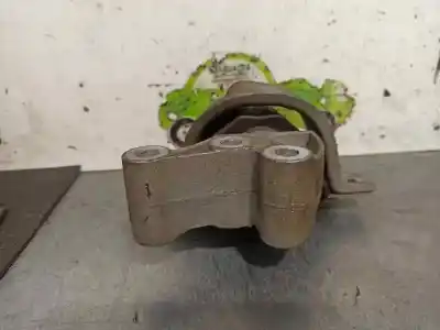 Автозапчасти б/у правая опора двигателя за ford ka (ru8) 1.2 ссылки oem iam 005179271600  