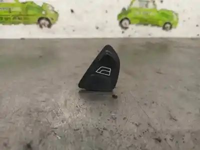 Pièce détachée automobile d'occasion COMMANDE DE LÈVE VITRE AVANT DROIT pour FORD KA (CCU)  Références OEM IAM 1571470  