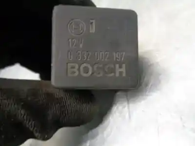 Second-hand car spare part relay for mercedes-benz clase c (w202) berlina 220 diesel (202.121) oem iam references 0332002197  