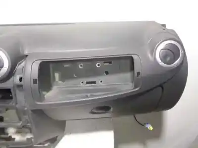 Second-hand car spare part dashboard for dacia logan mcv (ks_) 1.5 dci (ks0k) oem iam references 8200739435  