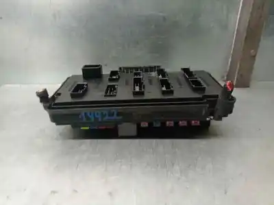 Second-hand car spare part fuse box unit for ssangyong kyron 2.0 xdi 4x4 oem iam references 8231009030  