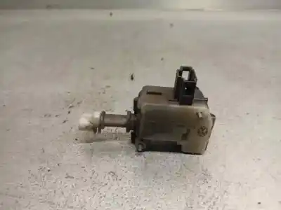 Peça sobressalente para automóvel em segunda mão motor tampa externa de combustível por volkswagen golf v plus (1kp) 1.9 referências oem iam 5m0810773