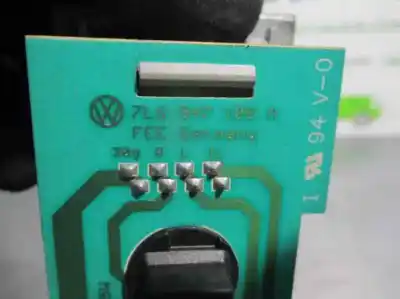 Автозапчасти б/у внутренний свет за volkswagen touareg (7la, 7l6, 7l7) 5.0 v10 tdi ссылки oem iam 7l6947105a   Автозапчасти б/у внутренний свет за volkswagen touareg (7la, 7l6, 7l7) 5.0 v10 tdi ссылки oem iam 7l6947105a