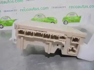 Second-hand car spare part fuse box unit for toyota aygo 1.0 cat oem iam references 827300h030   Second-hand car spare part fuse box unit for toyota aygo 1.0 cat oem iam references 827300h030