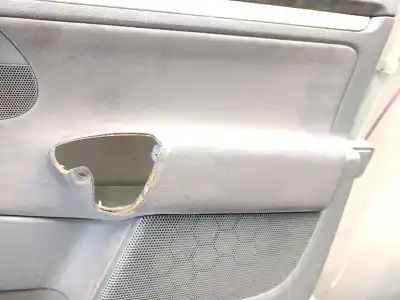 Автозапчастина б/у обработка передніх правіх дверей для volkswagen jetta (1k2) 2.0 tdi посилання на oem iam 1k4867012gkfkz  