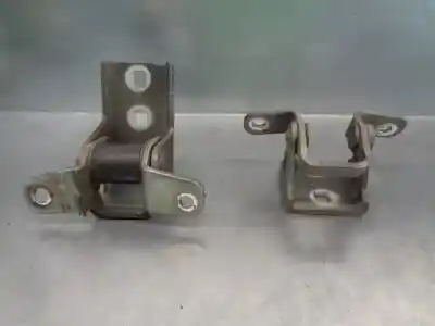 Second-hand car spare part hinge for opel meriva b cosmo oem iam references   