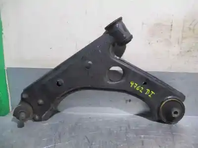 Pezzo di ricambio per auto di seconda mano braccio di sospensione anteriore sinistro inferiore per opel corsa d 1.3 16v cdti riferimenti oem iam 55703230  