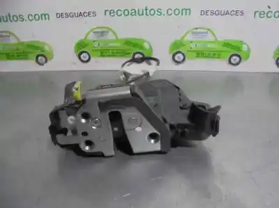 Автозапчасти б/у замок левой передней двери за toyota auris (_e15_) 1.4 d-4d (nde150_) ссылки oem iam 6904002210  