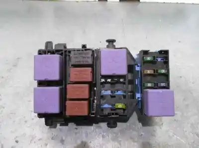 Peça sobressalente para automóvel em segunda mão caixa de fusíveis e relés por renault espace iv (jk0) 1.9 dci diesel referências oem iam pd13j81
