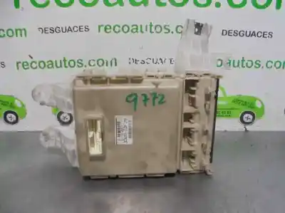 Автозапчасти б/у блок реле/предохранителей за toyota auris (_e15_) 1.4 d-4d (nde150_) ссылки oem iam 8273002150  