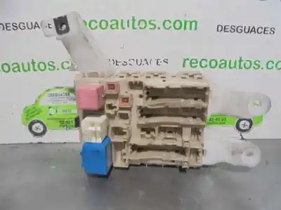 Peça sobressalente para automóvel em segunda mão caixa de fusíveis e relés por toyota auris (_e15_) 1.4 d-4d (nde150_) referências oem iam 8273002150