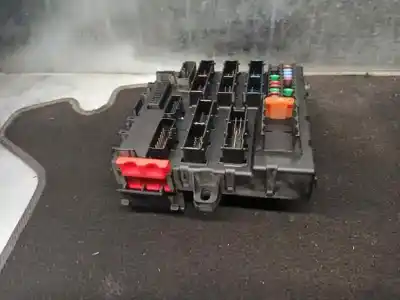 İkinci el araba yedek parçası röle/sigorta kutusu için saab 9-3 (ys3f, e79, d79, d75) 1.9 tid oem iam referansları 12766740  519161103