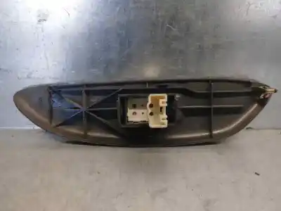 Автозапчастина б/у передній правий віконний вимикач для toyota yaris (ncp1/nlp1/scp1) 1.0 cat посилання на oem iam 8481012080  