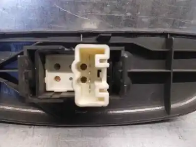 Автозапчастина б/у передній правий віконний вимикач для toyota yaris (ncp1/nlp1/scp1) 1.0 cat посилання на oem iam 8481012080  