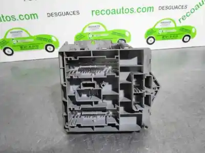Автозапчасти б/у блок реле/предохранителей за lancia thesis (115) 2.4 jtd emblema ссылки oem iam 60679253  274022