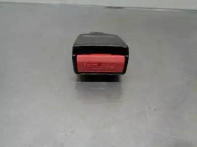 Pièce détachée automobile d'occasion boucle de ceinture de sécurité pour peugeot 1007 sport références oem iam 80414800  