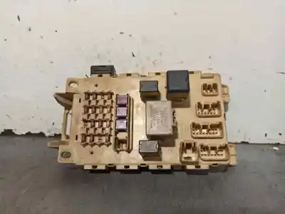 Second-hand car spare part FUSE BOX UNIT for TOYOTA YARIS (NCP1/NLP1/SCP1)  OEM IAM references 8273252020  