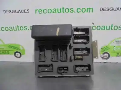 Pièce détachée automobile d'occasion BOÎTES À FUSIBLES pour FORD FOCUS BERLINA (CAK)  Références OEM IAM 2M5T14A073AH  