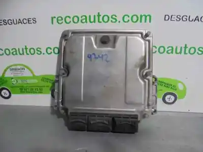 Second-hand car spare part ECU ENGINE CONTROL for RENAULT MEGANE I FASE 2 BERLINA (BA0)  OEM IAM references 8200039569  0281010819