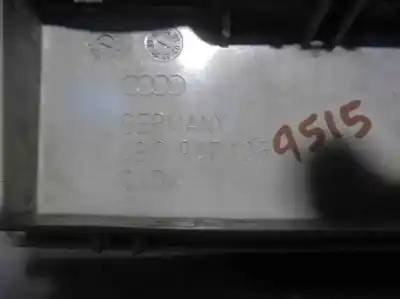 Автозапчастина б/у внутрішне світло для audi a8 (d2) 2.5 tdi посилання на oem iam 4b0947105  