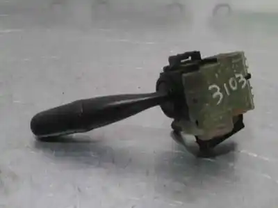 Pezzo di ricambio per auto di seconda mano comando pulito per toyota corolla (_e12_) 2.0 d-4d (cde120r_ cde120l_) riferimenti oem iam 02290173738  