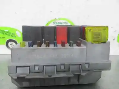 Pièce détachée automobile d'occasion BOÎTES À FUSIBLES pour PEUGEOT 806  Références OEM IAM 46T78448  